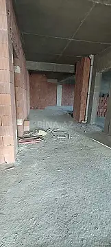 Satılır 4 otaqlı mənzil 212 m²