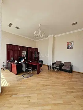 Kirayə verilir 5 otaqlı ofis 170 m²