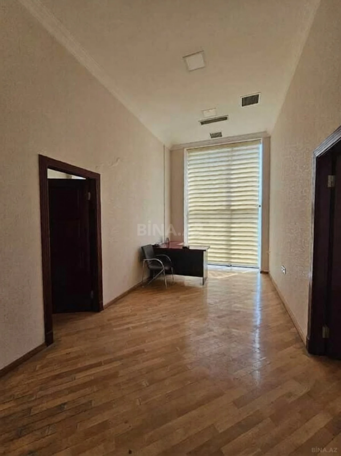 Kirayə verilir 5 otaqlı ofis 170 m²