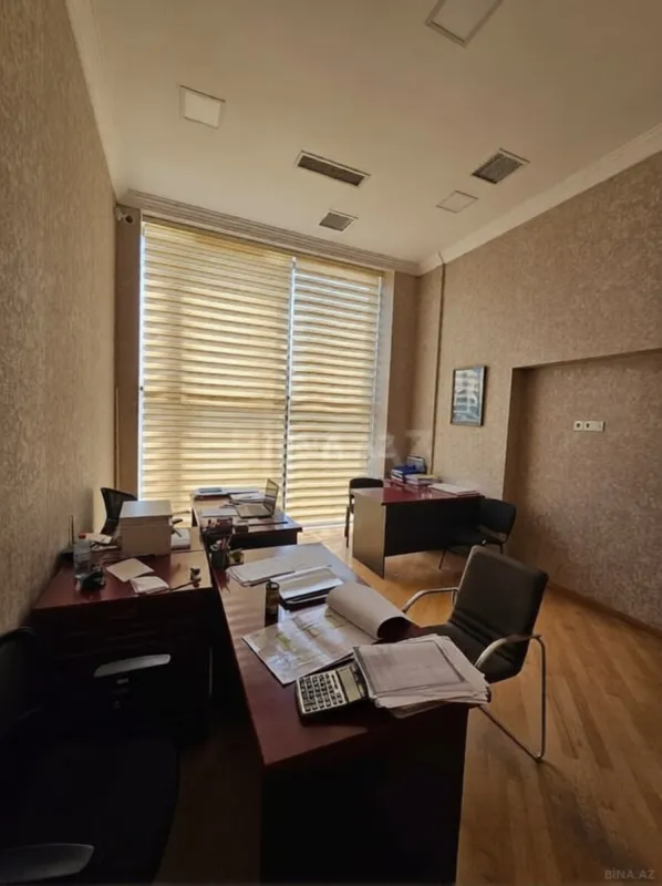 Kirayə verilir 5 otaqlı ofis 170 m²