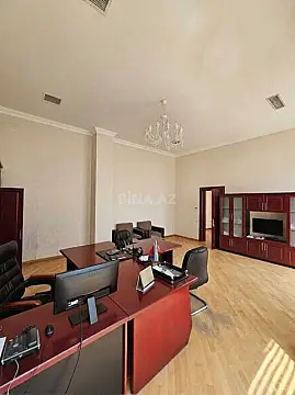 Kirayə verilir 5 otaqlı ofis 170 m²