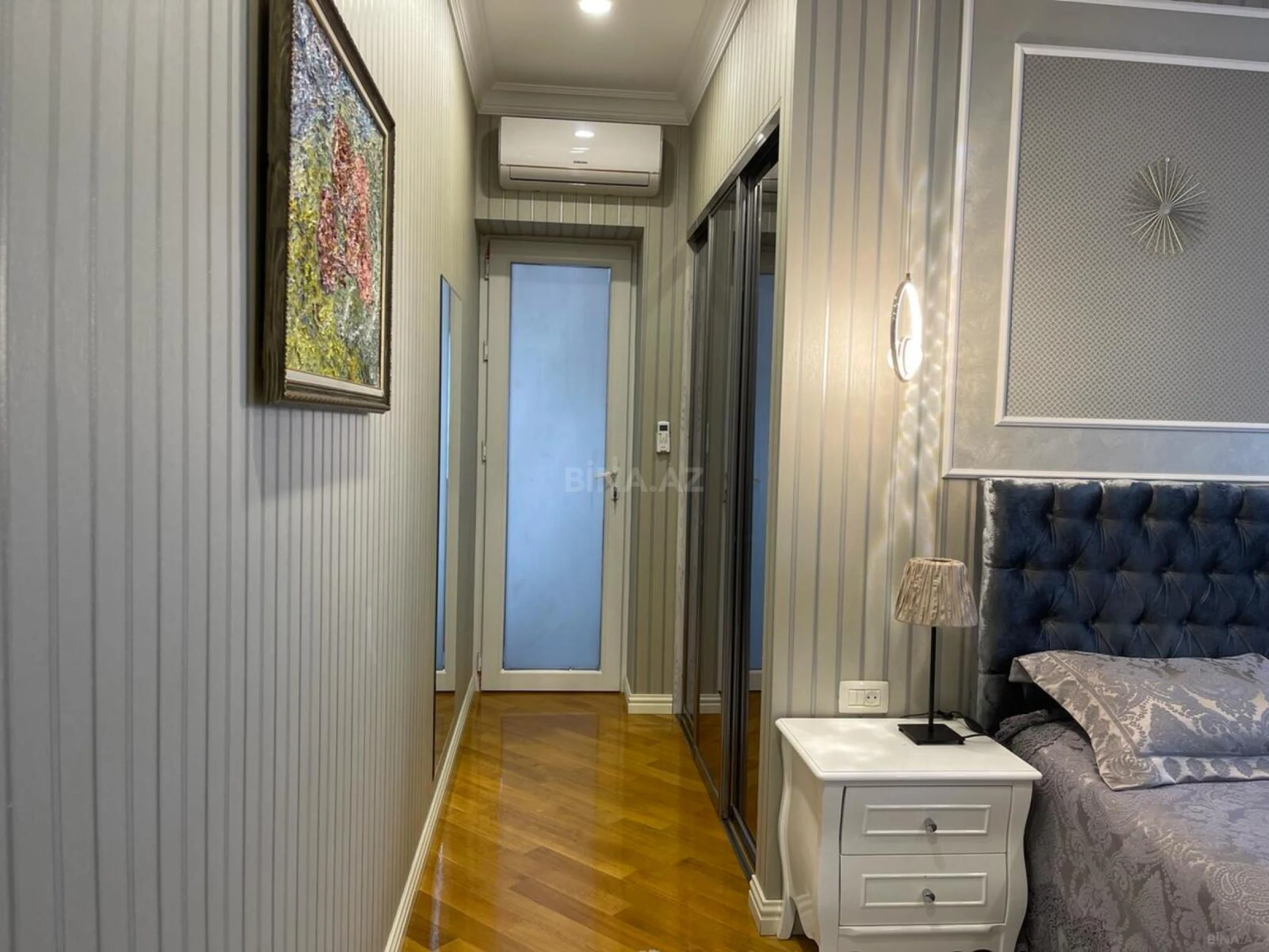 Satılır 4 otaqlı mənzil 168 m²