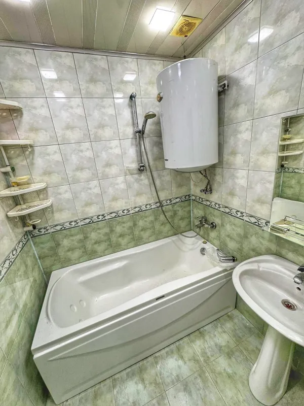 Satılır 2 otaqlı mənzil 45 m²