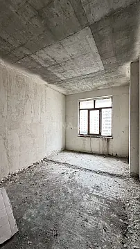 Satılır 4 otaqlı mənzil 200 m²