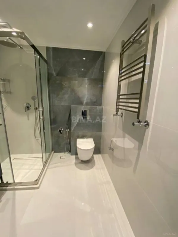 Satılır 2 otaqlı mənzil 85 m²
