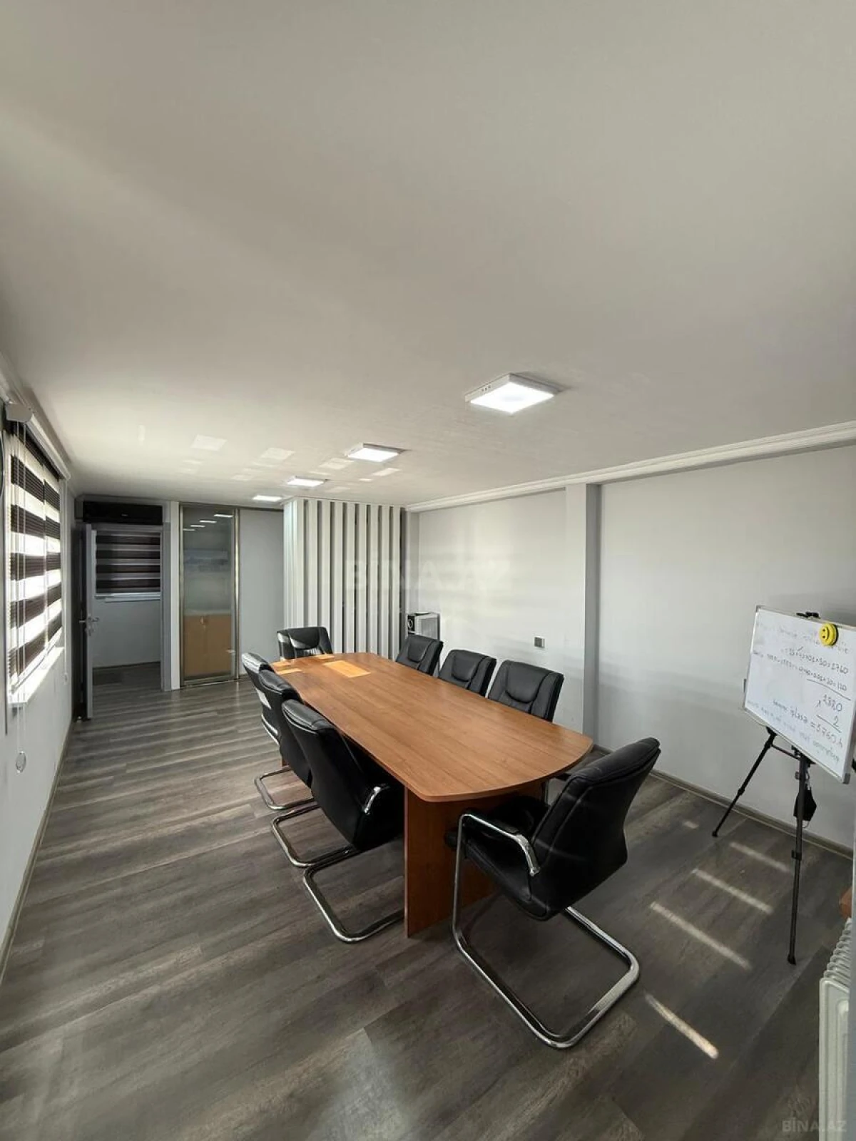 Satılır obyekt 768 m²