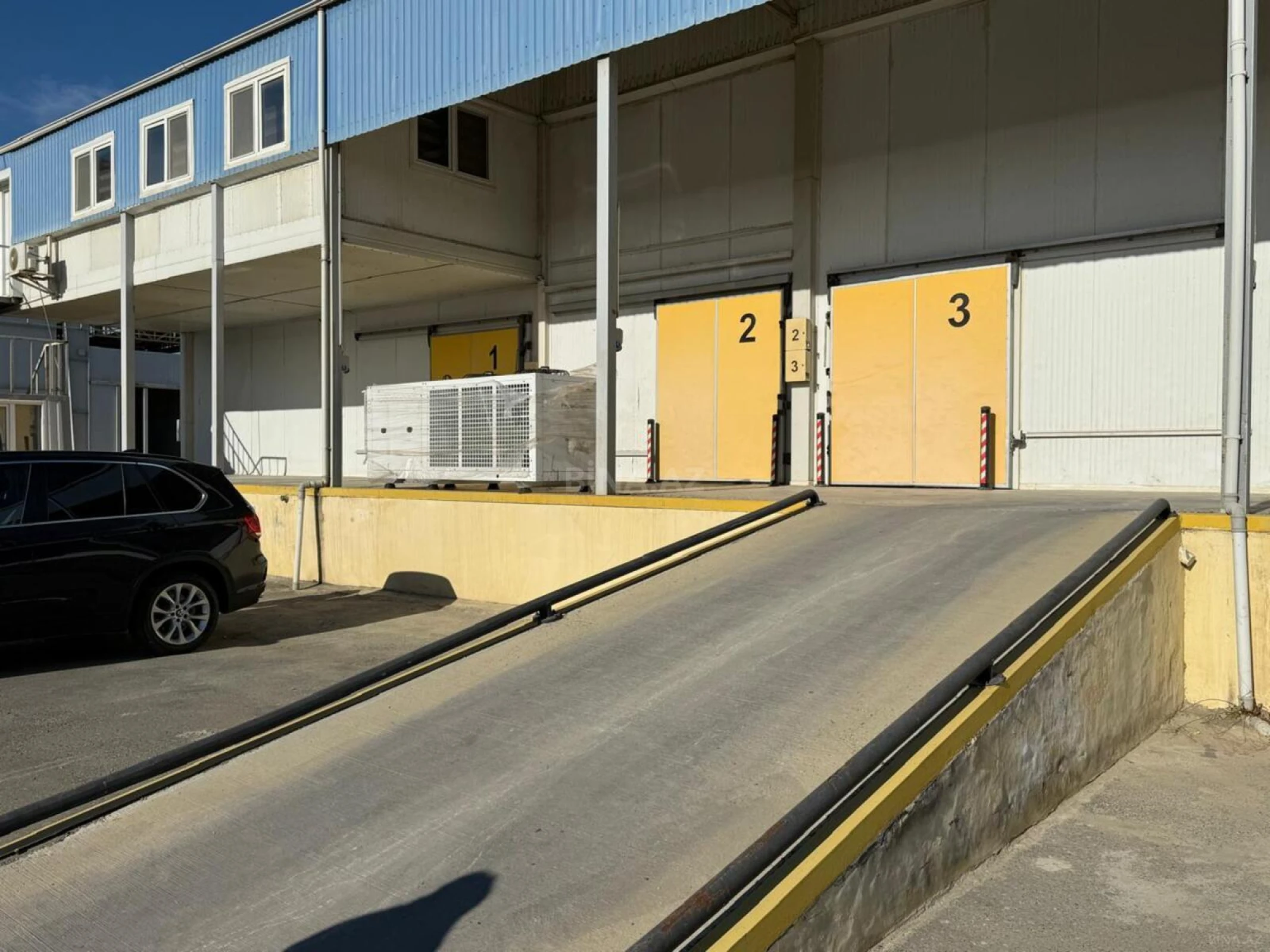 Satılır obyekt 768 m²