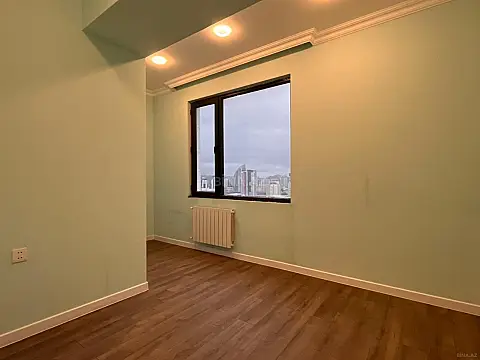 Satılır 3 otaqlı mənzil 106 m²