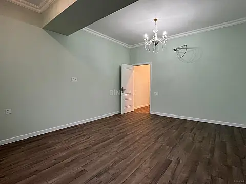 Satılır 3 otaqlı mənzil 106 m²