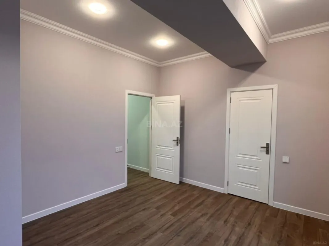 Satılır 3 otaqlı mənzil 106 m²