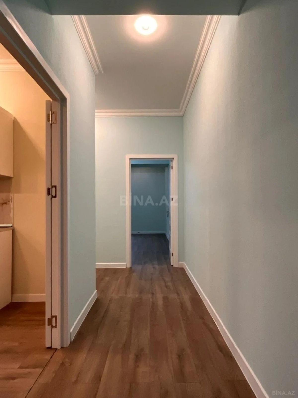 Satılır 3 otaqlı mənzil 106 m²