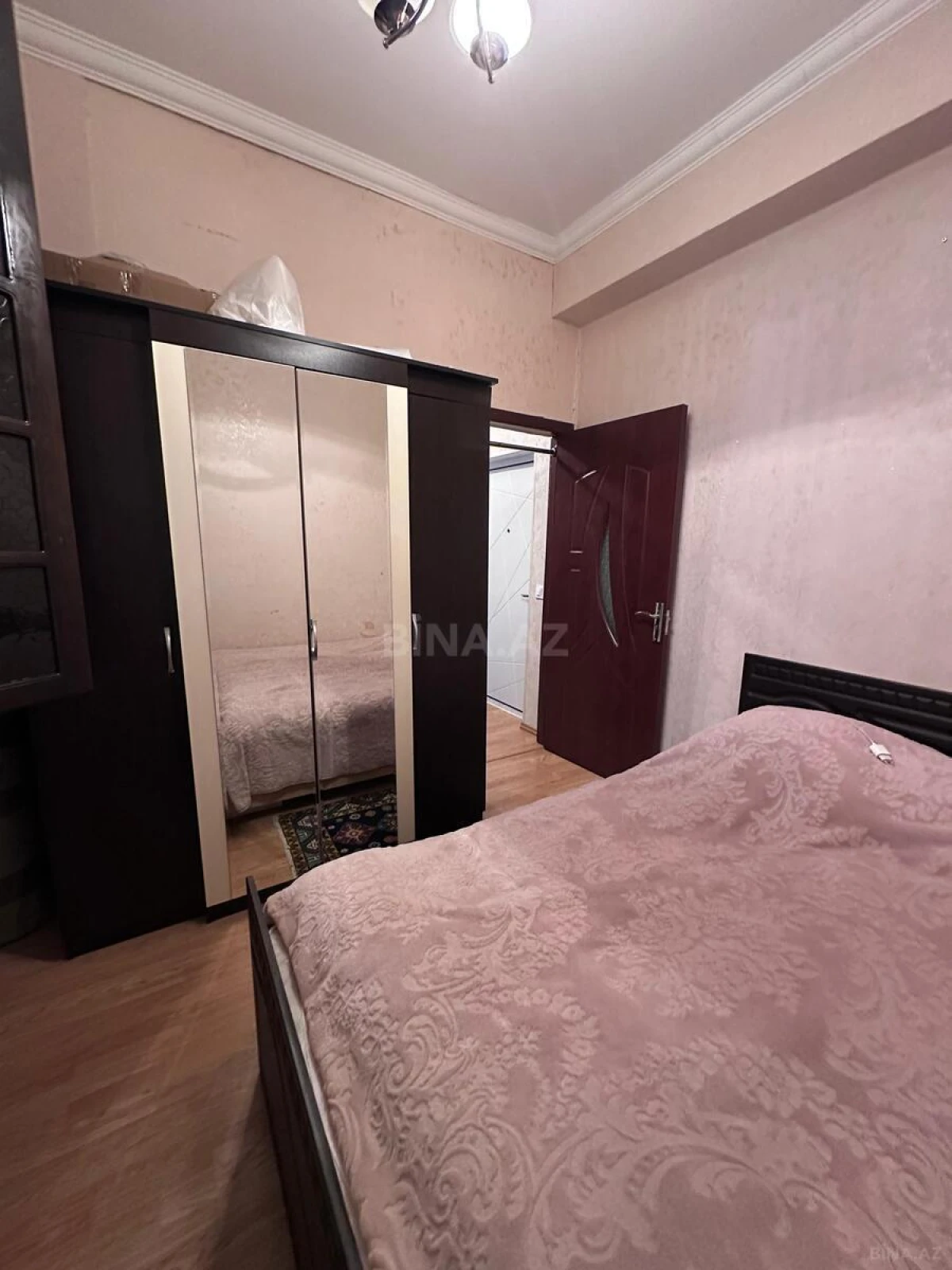Kirayə verilir 2 otaqlı mənzil 60 m²