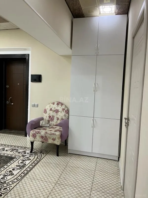Satılır 2 otaqlı mənzil 70 m²