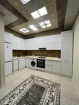Satılır 2 otaqlı mənzil 70 m²