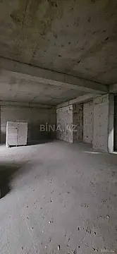 Satılır 3 otaqlı mənzil 137 m²