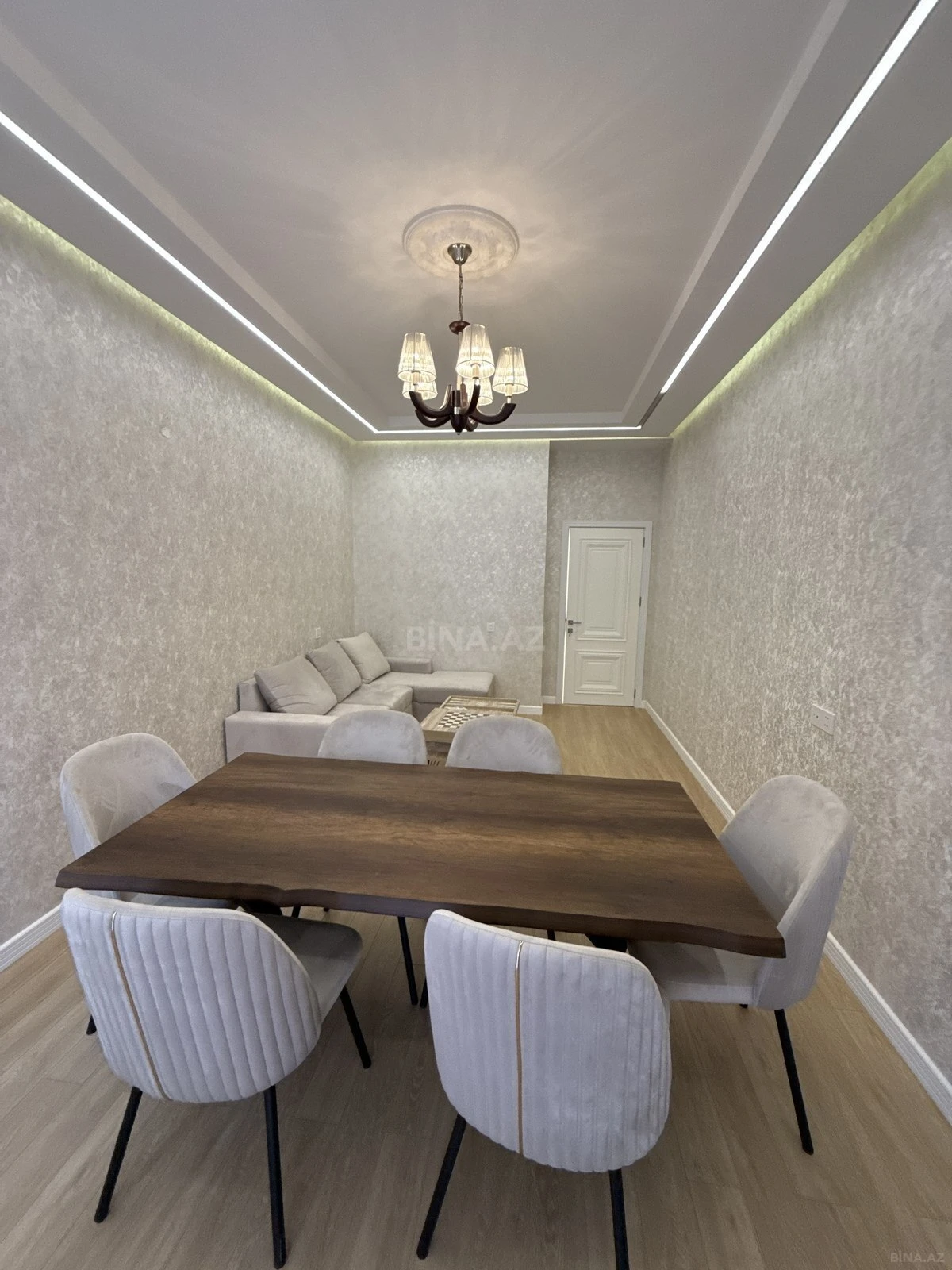 Satılır 2 otaqlı mənzil 55 m²