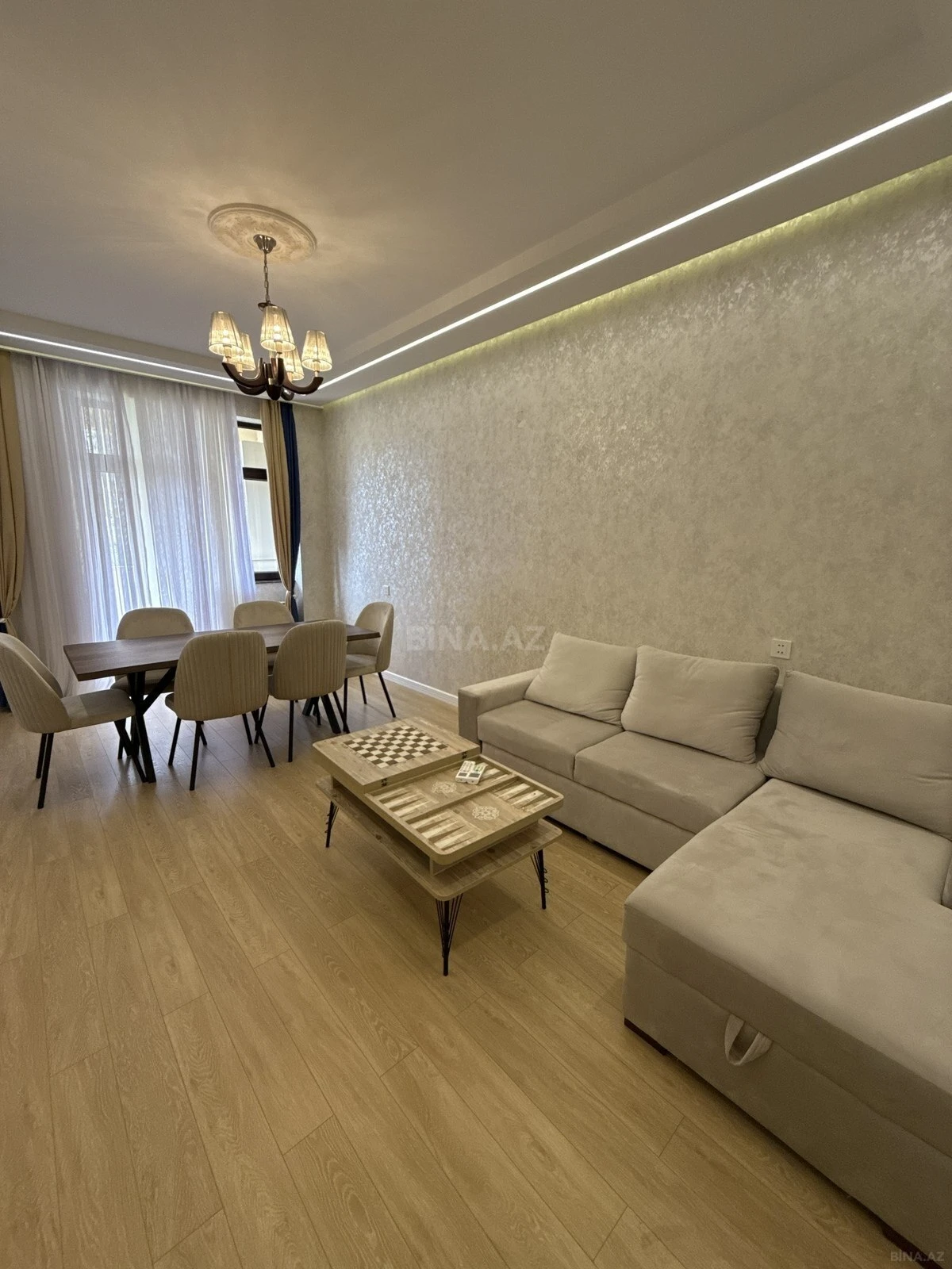Satılır 2 otaqlı mənzil 55 m²