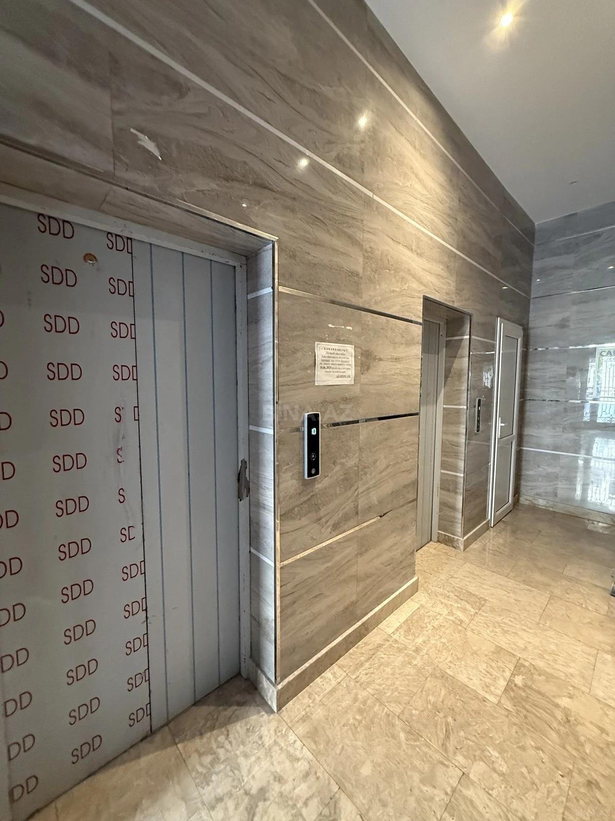 Satılır 2 otaqlı mənzil 55 m²