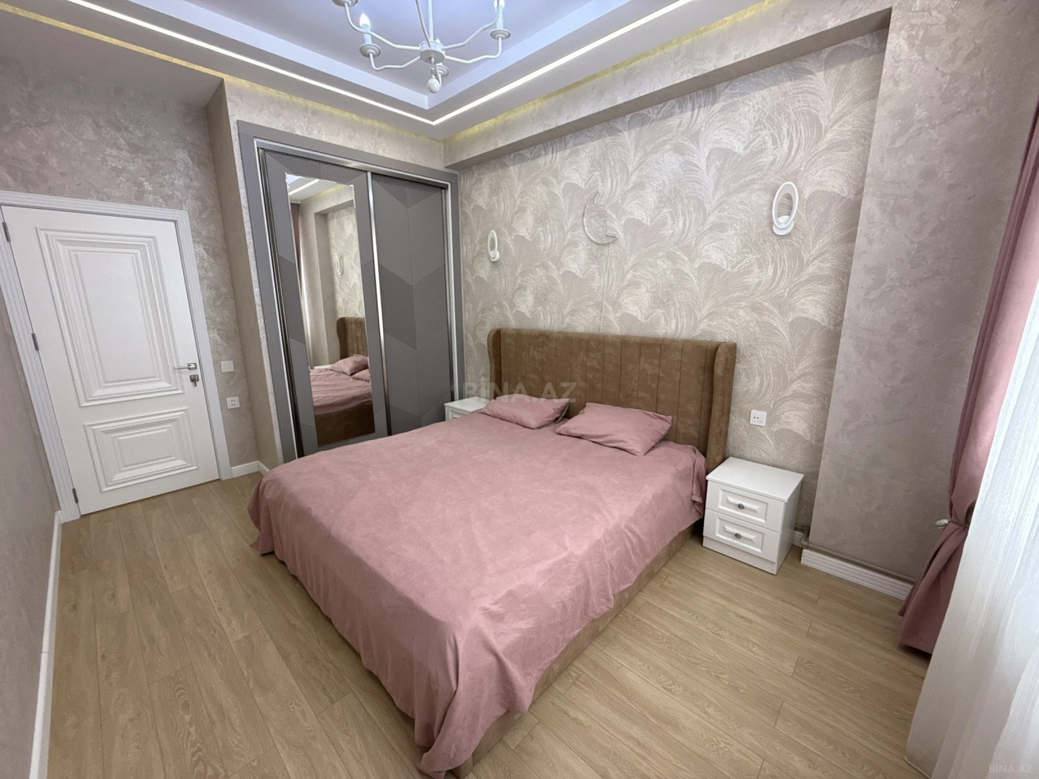 Satılır 2 otaqlı mənzil 55 m²