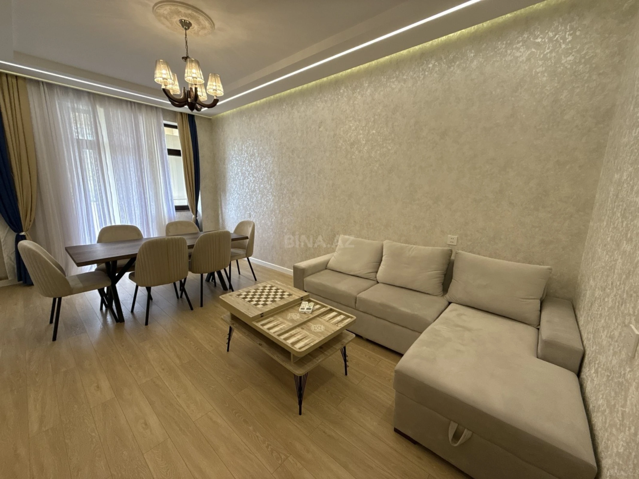 Satılır 2 otaqlı mənzil 55 m²