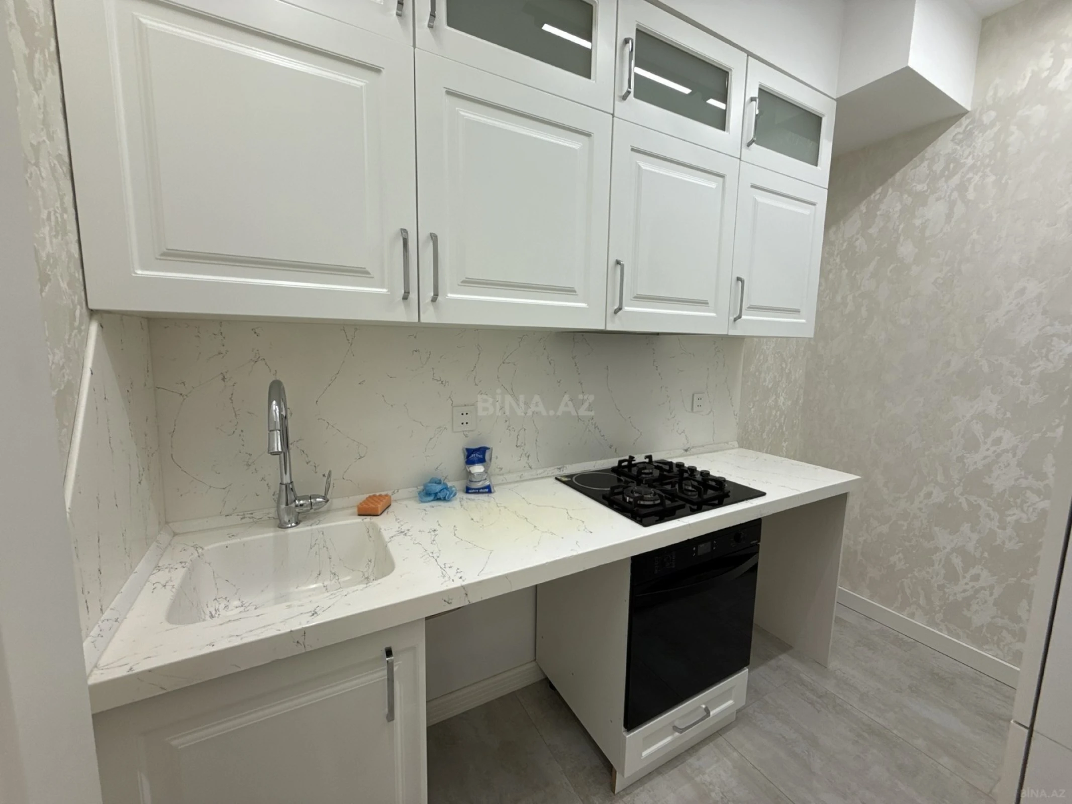 Satılır 2 otaqlı mənzil 55 m²