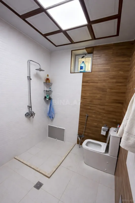 Satılır 7 otaqlı həyət evi 360 m²