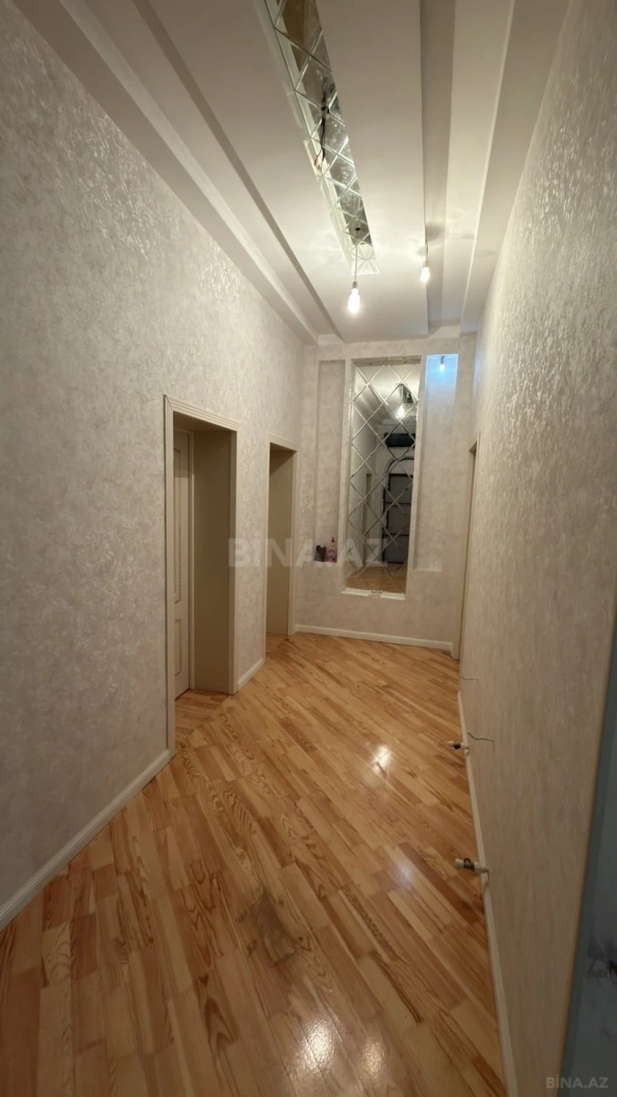 Satılır 7 otaqlı həyət evi 360 m²