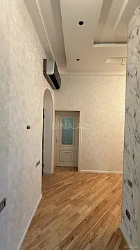 Satılır 7 otaqlı həyət evi 360 m²