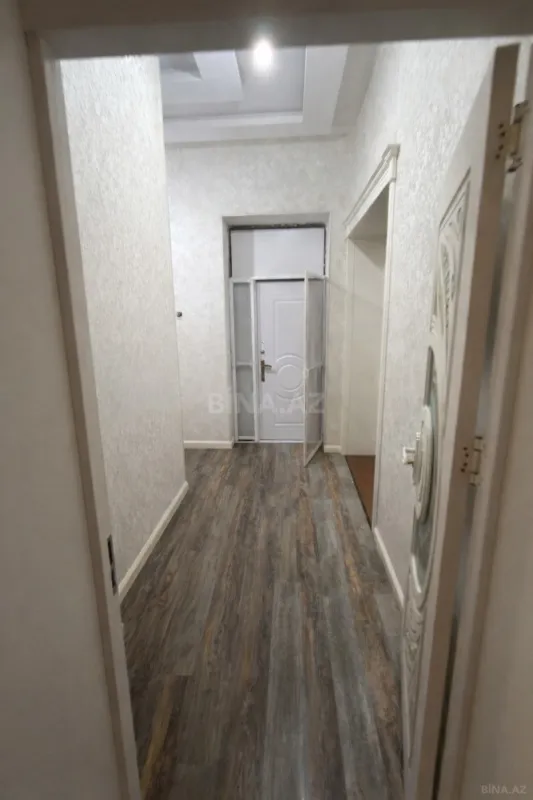 Satılır 7 otaqlı həyət evi 360 m²