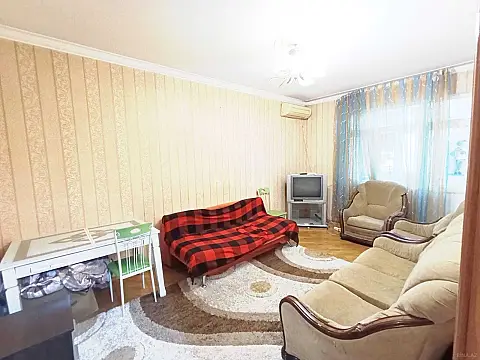 Kirayə verilir 2 otaqlı mənzil 60 m² — Bakı, Memar Əcəmi yanı 2 otaq 60.00 m²