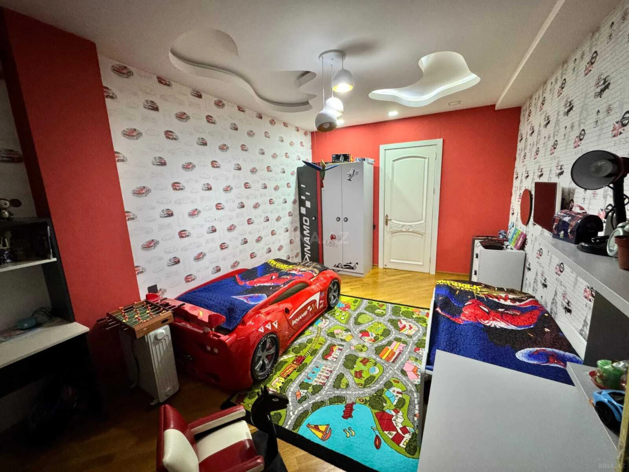 Satılır 3 otaqlı mənzil 140 m²