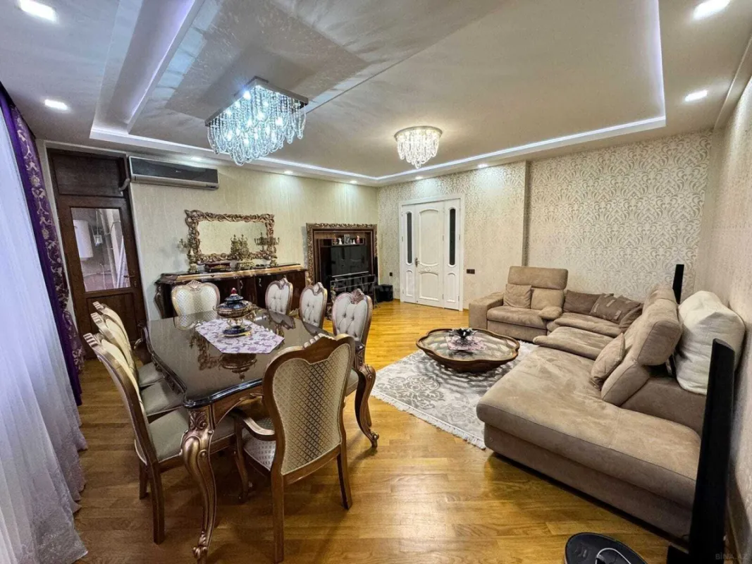 Satılır 3 otaqlı mənzil 140 m²