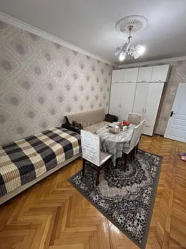 Satılır 2 otaqlı mənzil 42 m²