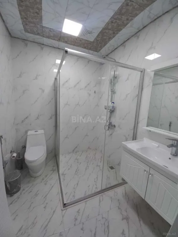 Satılır 5 otaqlı həyət evi 190 m²