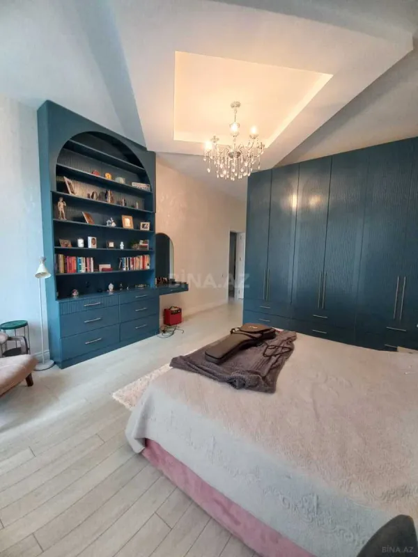 Satılır 5 otaqlı həyət evi 190 m²