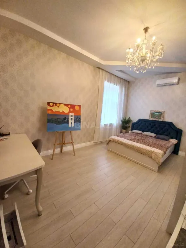 Satılır 5 otaqlı həyət evi 190 m²