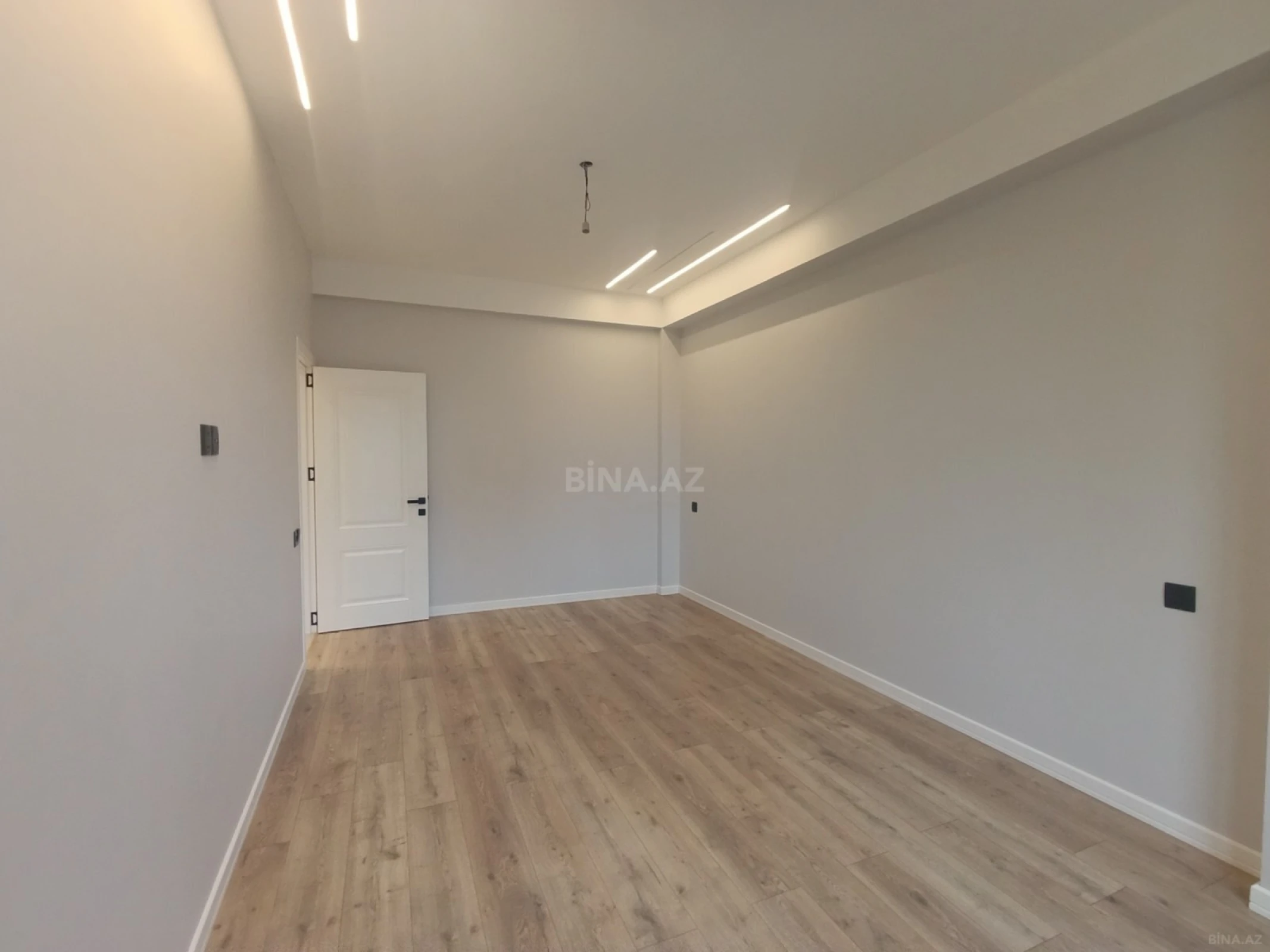 Satılır 3 otaqlı mənzil 90 m²