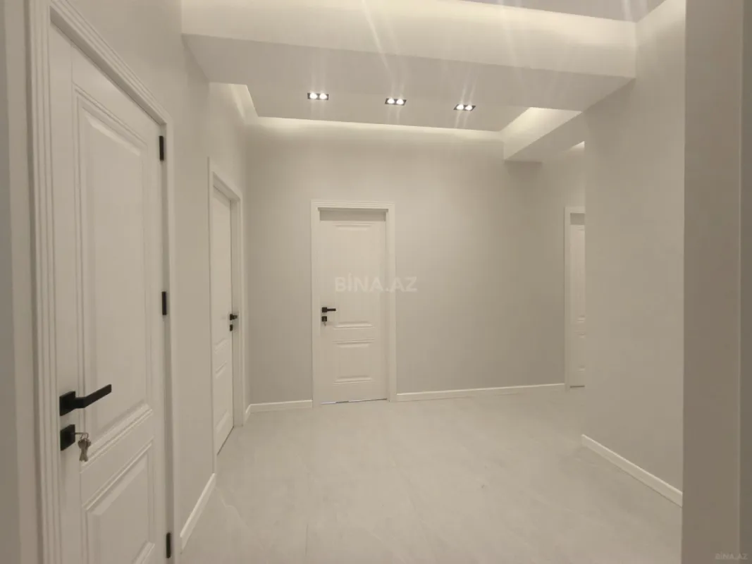 Satılır 3 otaqlı mənzil 90 m²