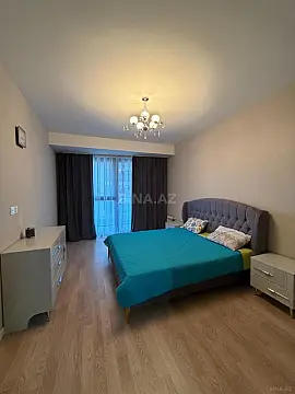 Kirayə verilir 2 otaqlı mənzil 75 m²