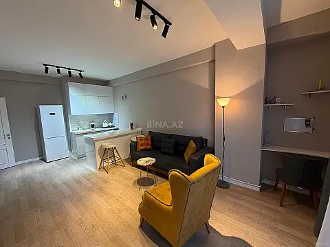 Kirayə verilir 2 otaqlı mənzil 75 m²