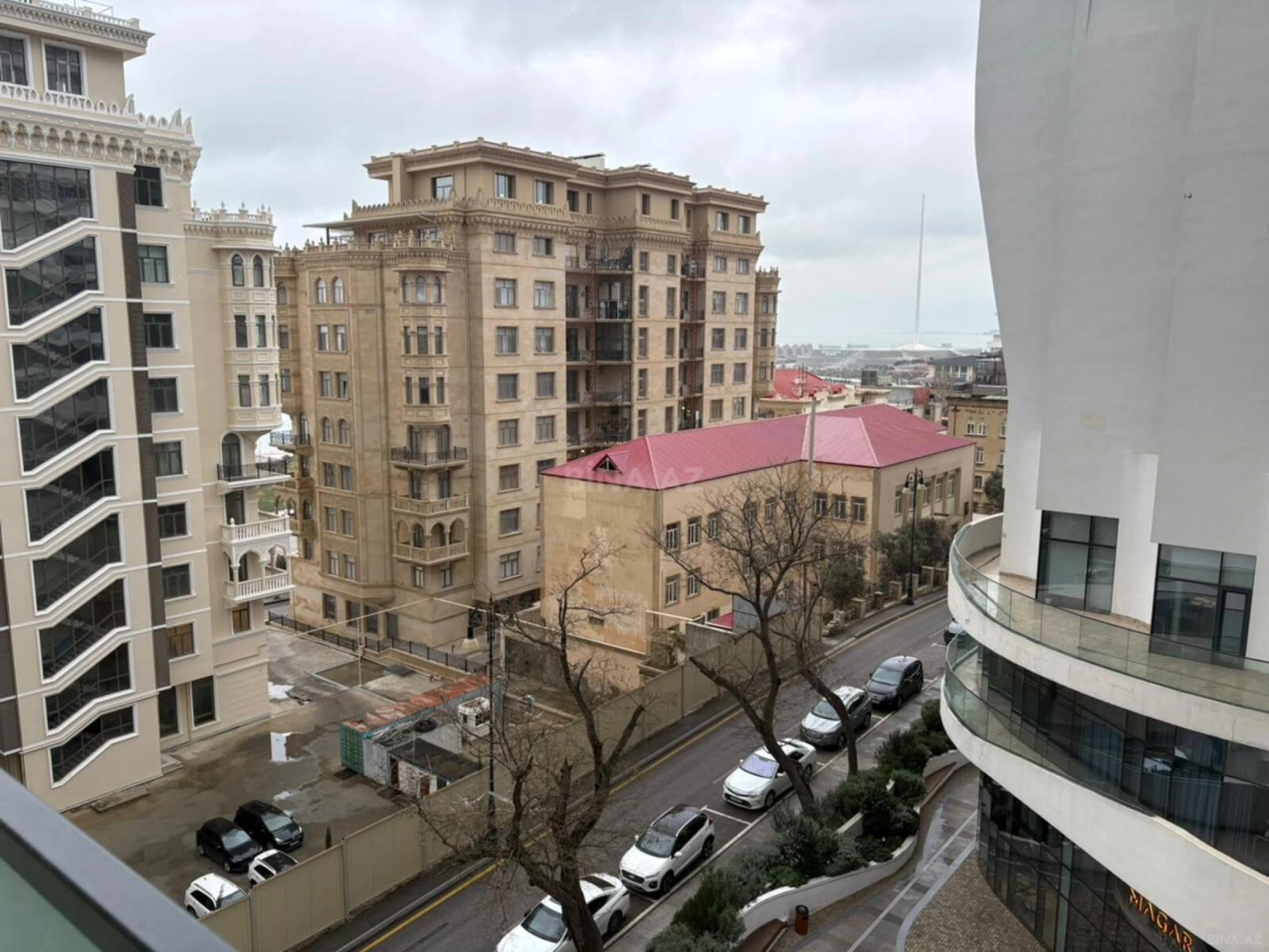 Kirayə verilir 2 otaqlı mənzil 75 m²
