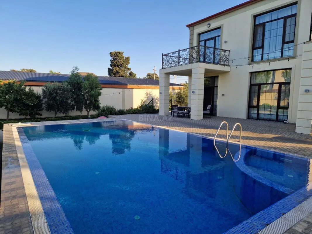 Satılır 4 otaqlı həyət evi 280 m²