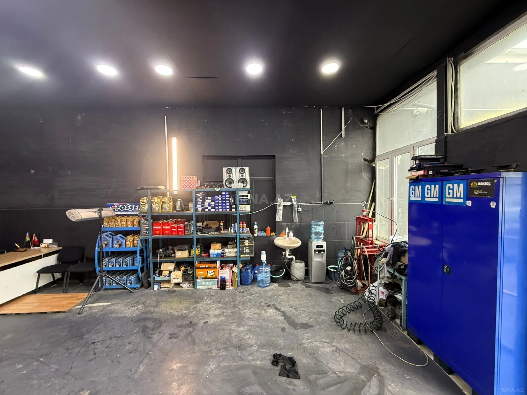 Kirayə verilir obyekt 650 m²