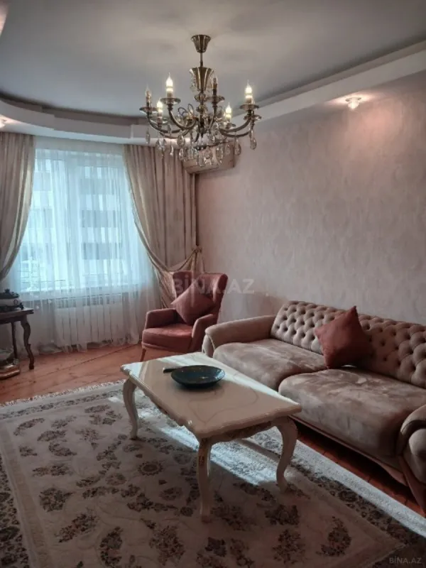 Satılır 3 otaqlı mənzil 90 m²