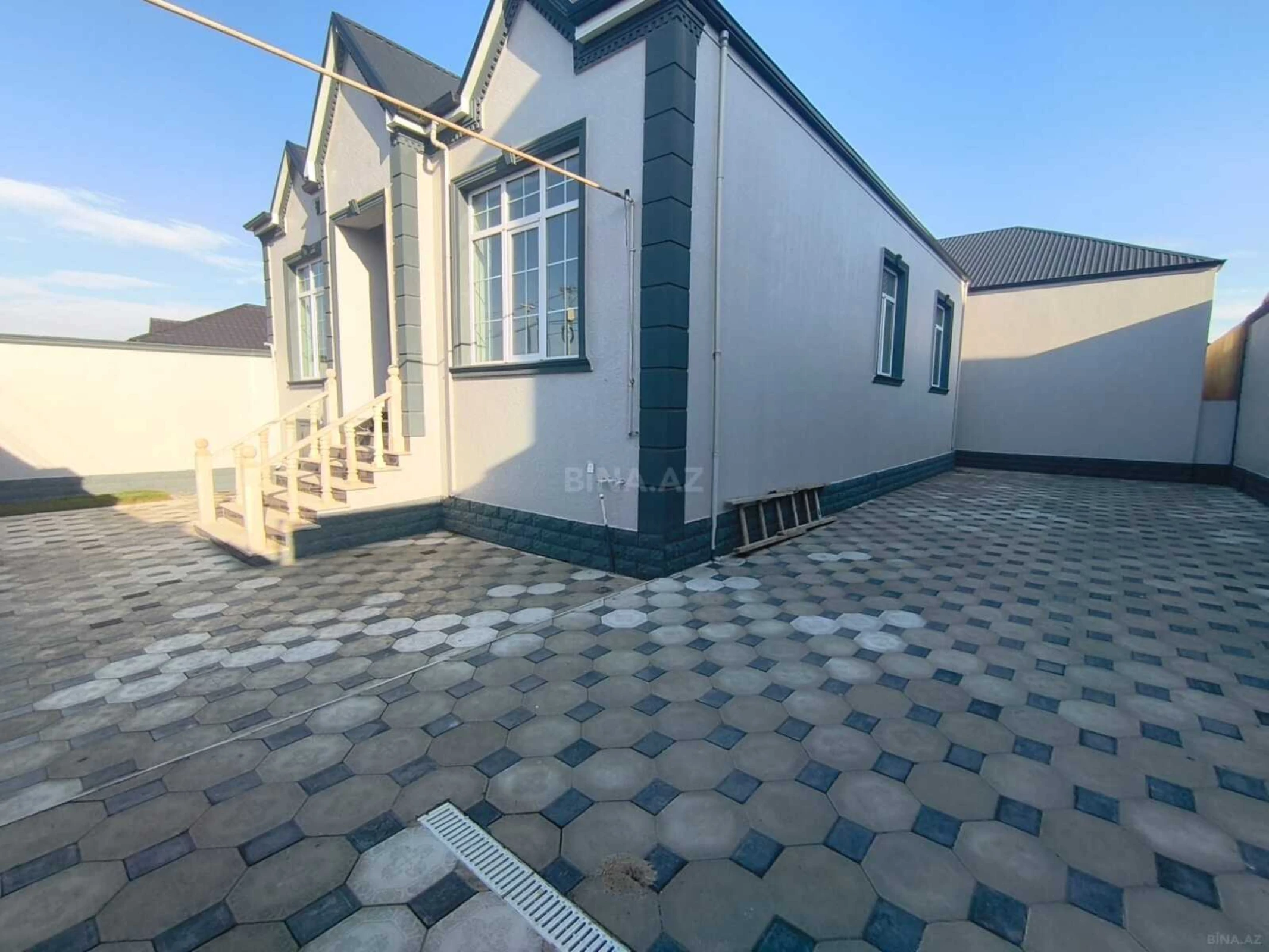 Satılır 4 otaqlı həyət evi 120 m²