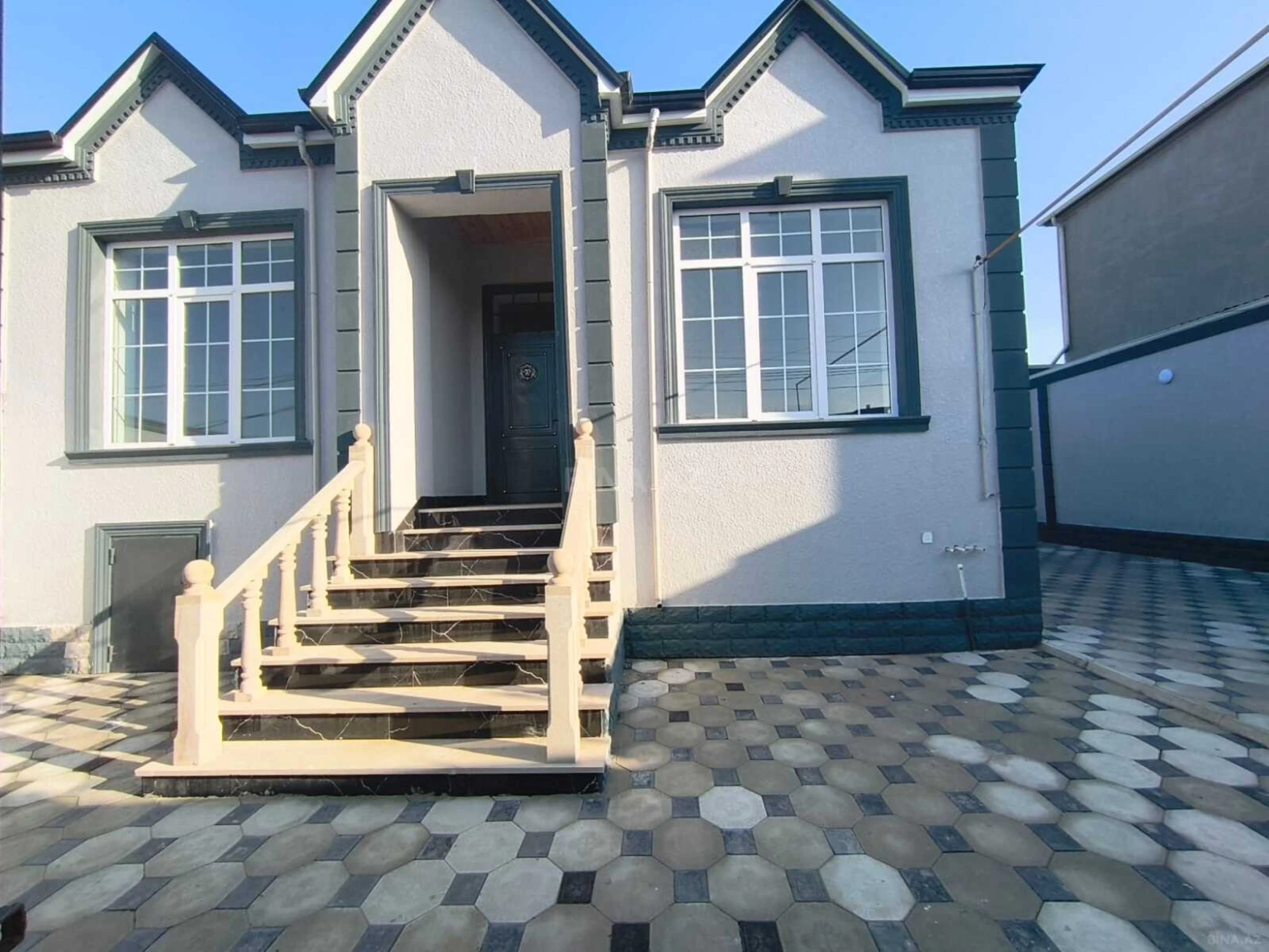 Satılır 4 otaqlı həyət evi 120 m²