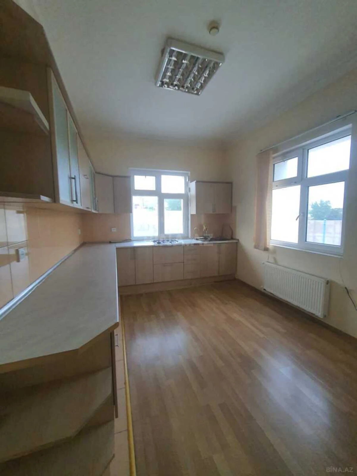 Satılır obyekt 2000 m²