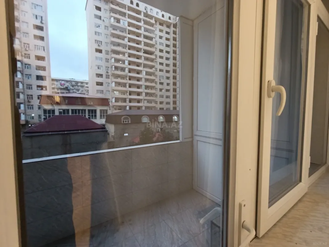 Satılır 2 otaqlı mənzil 88 m²