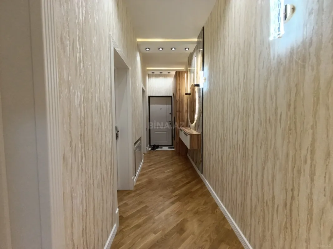 Satılır 2 otaqlı mənzil 88 m²