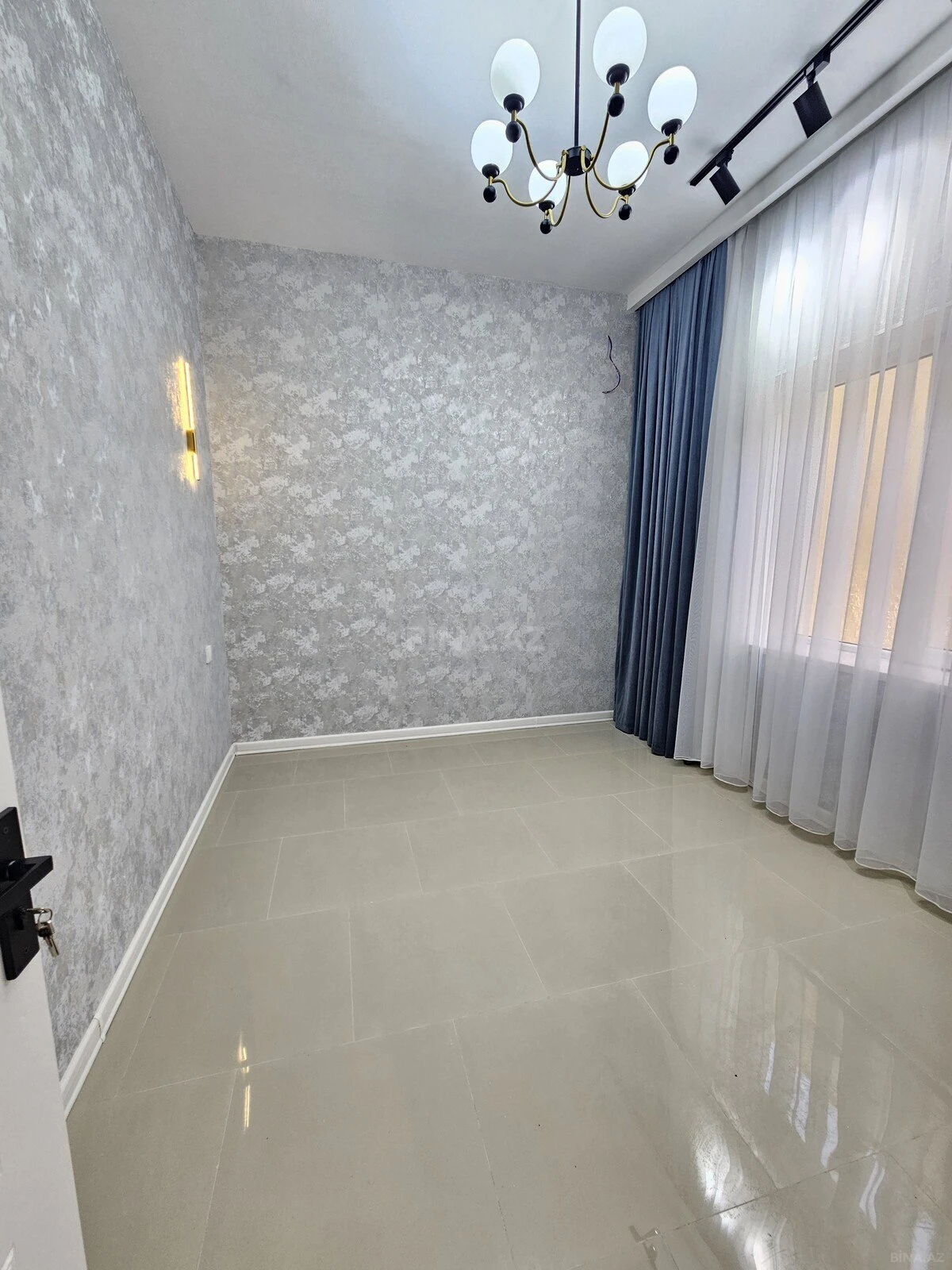 Satılır 4 otaqlı həyət evi 130 m²